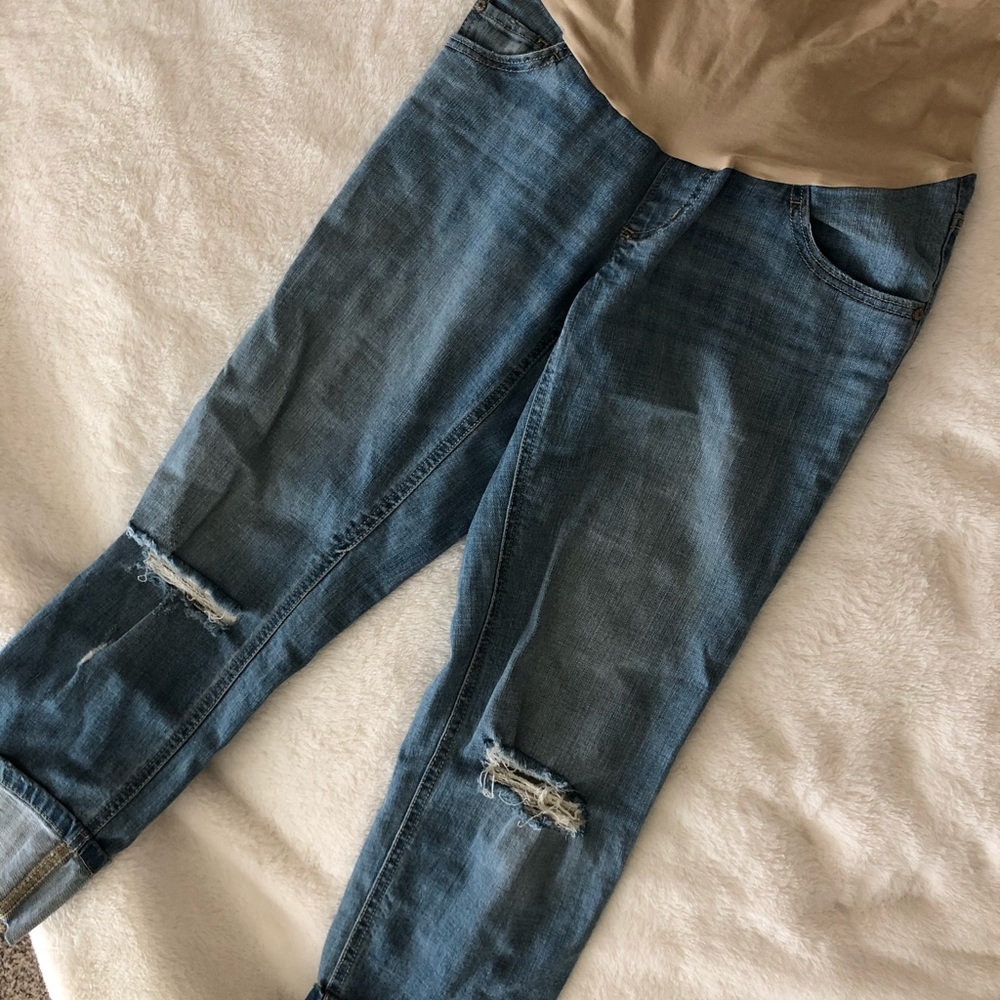 Maternity cropped jeans